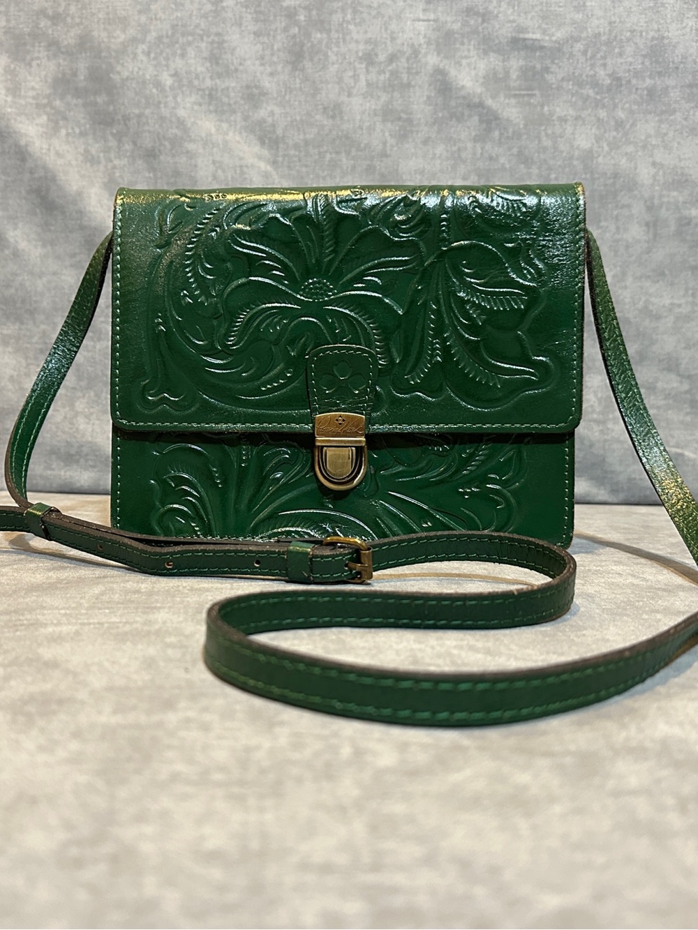 Patricia Nash Laurentina Green Leather Crossbody Bag EUC